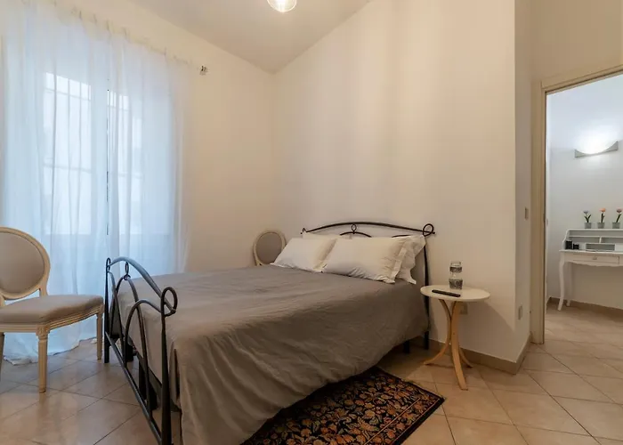 Villa Borghese & Villa Albani Apartment